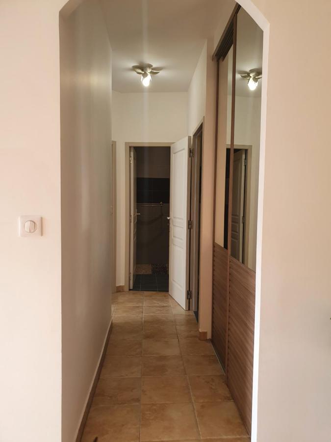 Apartment Gloria Location *